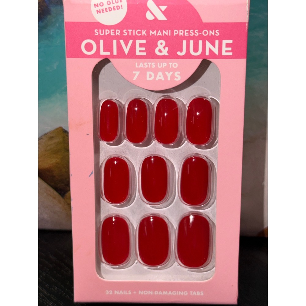 Olive & June Super Stick Mani Press-Ons Round Short Lollipop Red 32 Nails NEW